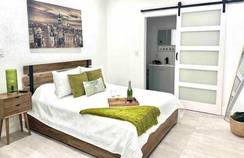 West Park Apartment | 1 Bedroom 789290 by Houzlet