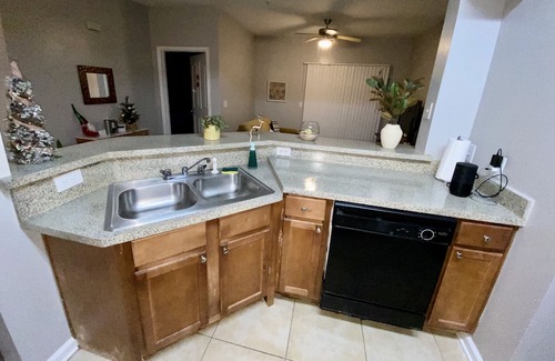 Houston Apartment | 2 bedRM-2 Full bath apt. By 288 and beltway 8 NO CLEANING FEE.