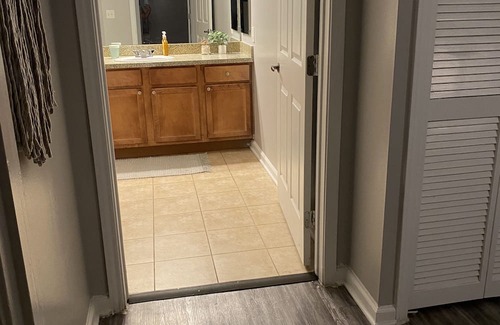 Houston Apartment | 2 bedRM-2 Full bath apt. By 288 and beltway 8 NO CLEANING FEE.