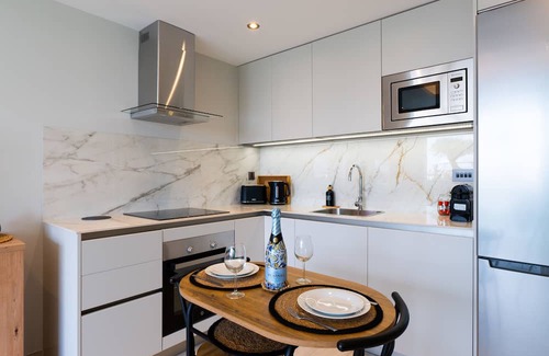 Gibraltar Apartment | MARINA BAY Gem-Hosted by Sweetstay