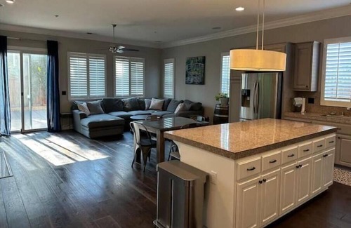 Livermore House | Wine country home in Livermore