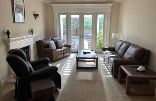 Livermore House | Wine country home in Livermore