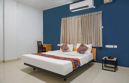 Yerawada Hotel | Fabhotel Silver Oak