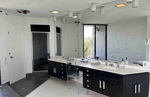 Bel Air House | Explosive City Views at Villa Fontante