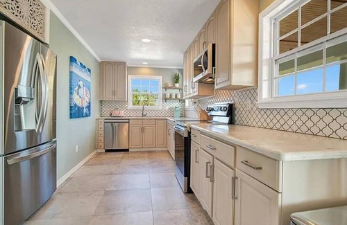Marineland Acres House | Serene Sunrise Retreat 1 Mile to Crescent Beach