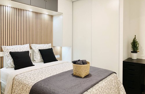 Quartier de Javel Apartment | Paris 15th, near Eiffel tower, Pompidou Hospital, view direct on Citroen Parc