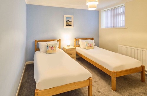 Margate Old Town Cottage | Host & Stay | Cobb Court