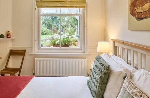 Canterbury Cabin | Host & Stay | The Cabin