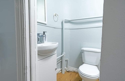 South End Apartment | Vrbo Stylish Downtown Apartment