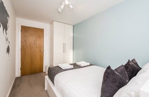 Baltic Triangle Apartment | Host & Stay | The Baltic Penthouse w/ Balcony