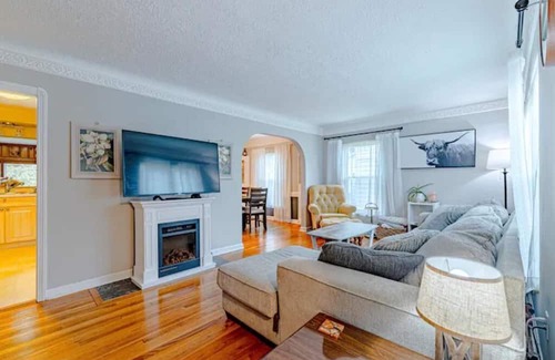 Rocky River House | Charming family home