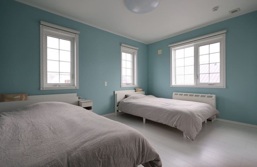 Higashikawa House | Whole house charter / Kamikawa-gun Hokkaidō