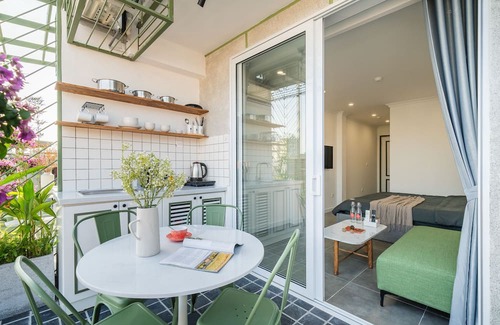 Hai Ba Trung Villa | NYNA House Villa POOL & GYM & ROOFTOP