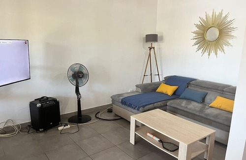 Cayenne House | Maison des Coulicous - 1 à 2 Chambres Tout Confort