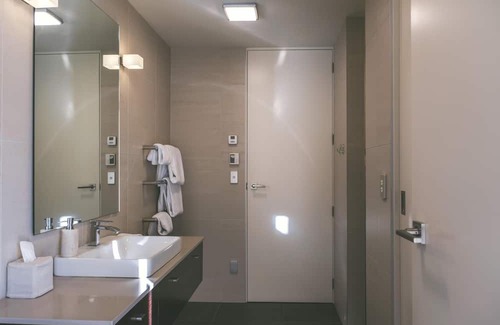 Pigeon Bay House | The Point - Luxury Holiday Home in Pigeon Bay