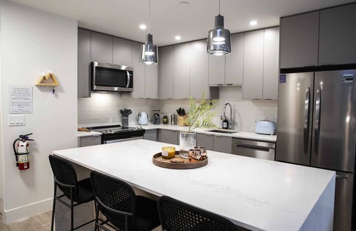 Revelstoke Condo | Powder & Pines - Cozy 2 Bedroom with Hot Tub