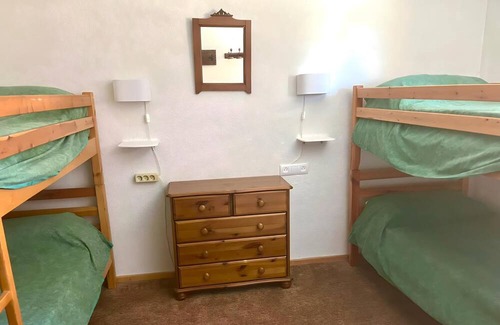 Pradollano Apartment | Apartment with Balcony At the foot of the slopes