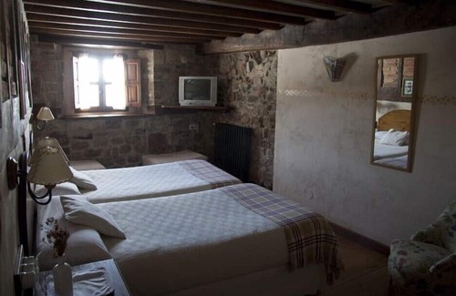 Perrozo Hotel | Posada La Trebede