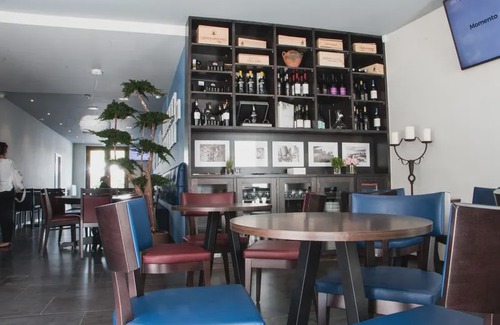 Feira Hostel | Feira Hostel & Suites