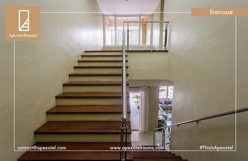 Cebu Villa | Cebu Garden Royal Villa, Multiple Bedrooms, Private Pool, Private Entrance CBD