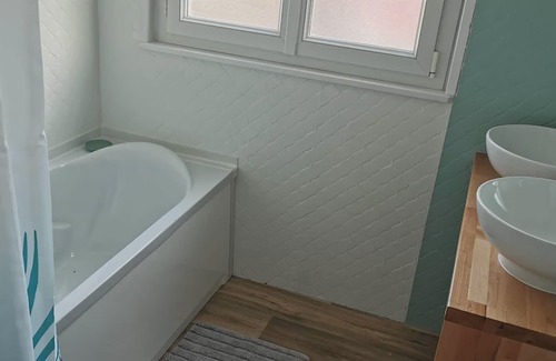 Bleriot-Plage House | Le Spot, group accommodation by the sea
