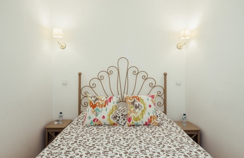 Alges House | Algés Village Casa 4 by Lisbon-Coast vacation