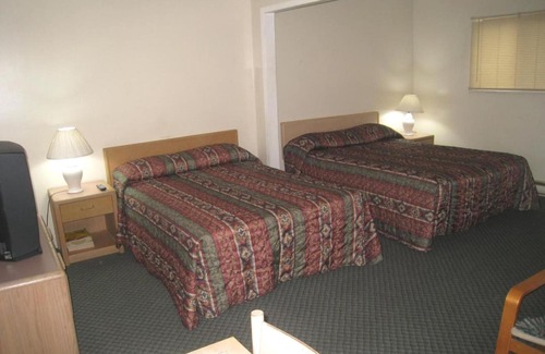 Delta Hotel | Beach Grove Motel