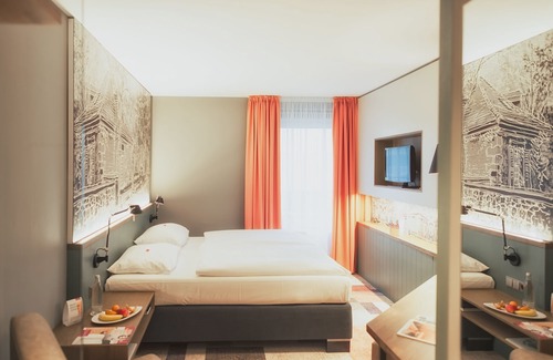 Gross Ellershausen Hotel | Hotel FREIZEIT IN
