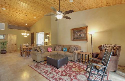 Torreon Villa | Covered Deck Cozy Show Low Villa in Torreon!