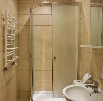 Radziejowice Bed & Breakfast | Dom Gościnny 8 km od Suntago, Deepspot