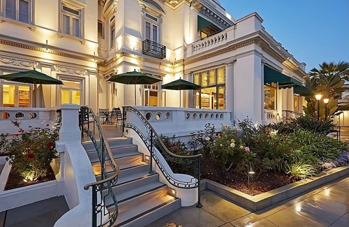 Coronado House | Vacation At its Finest! 3 Units, Beach Access! Close to Seaport Village