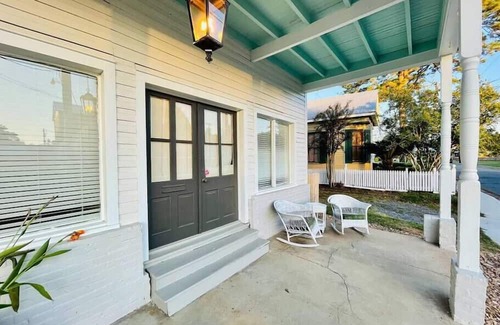 Breaux Bridge Apartment | Suite at the Opera House
