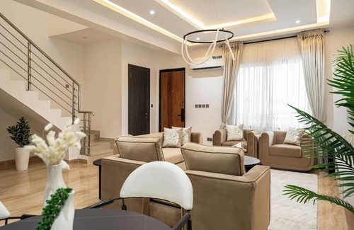 Ebute-Metta Apartment | George Residence Surulere Lagos State