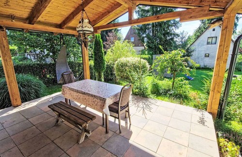 Karlovy Dvory House | Beautiful private villa for 6 guests with WIFI, TV, terrace and pets allowed