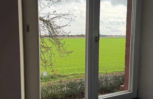 Toenisvorst Villa | Manor house with pool