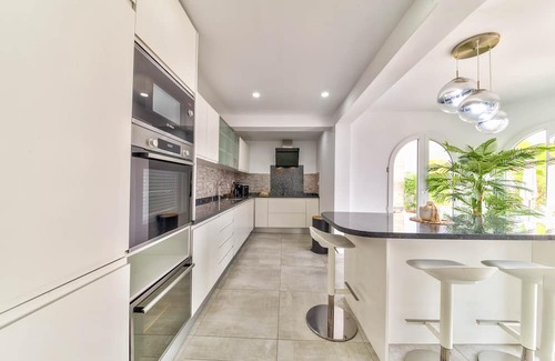 Costa Nova House | Villa Tadorna - Costa Nova – Where Modern Luxury Meets Mediterranean Charm