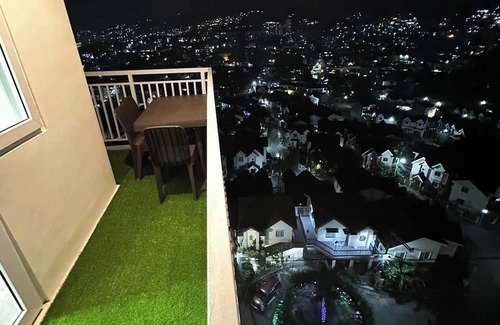 Guadalupe Condo | Cozy Spacious condo with AC and fitness room in charming Cebu City