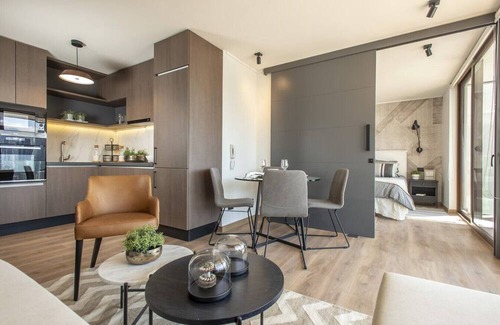 El Golf Apartment | Corporate Stays Somma Asturias