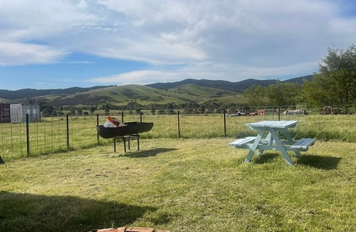 Yass River Cabin | Tiny Home on Yass River, Private Farm Stay - Pet & Horse Friendly