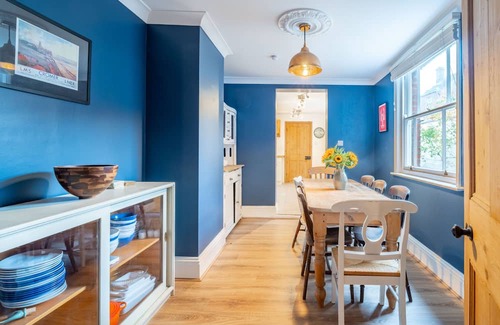 Overstrand Cottage | Sea Thrift House is a beautiful Victorian three storey house, overlooking the cricket ground and tuc