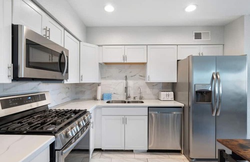 South Scottsdale Apartment | Chic Scottsdale