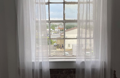 Appomattox Apartment | Spacious 1-bedroom loft apartment in historic downtown Appomattox, Virginia.