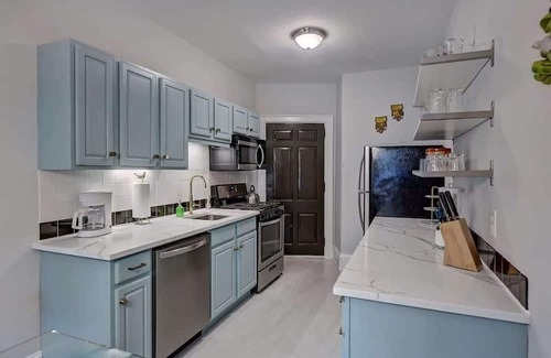 Charlotte Condo | Spacious 2BR King Condo | Elizabeth-Plaza Midwood