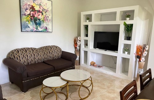 Boston Bay House | Welcoming 2-bedroom house with AC in Long Bay