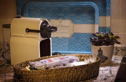 Toledo City Center Apartment | Apartment 'Palace Suite' Toledo with Balcony, Wi-Fi and Air Conditioning