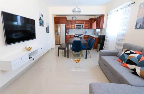 San Cristobal Apartment | LUXURY 2BR/2BA APT W. A|C Garage & ROOF TOP