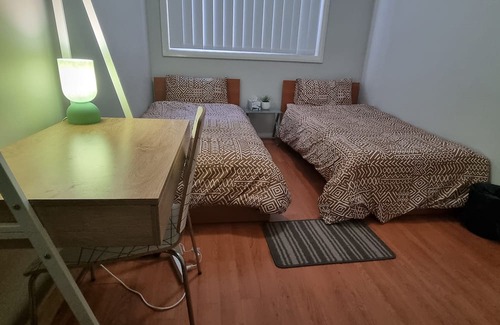 Toongabbie Apartment | Near to Toongabbie Station - 4 minutes walk
