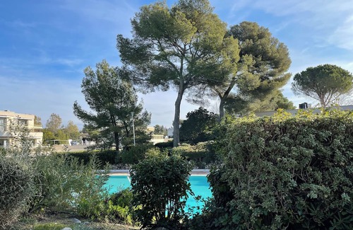 Boulouris-sur-Mer Apartment | T2 St Raphaël, private garden, 5pers, 100m sea, pets welcome