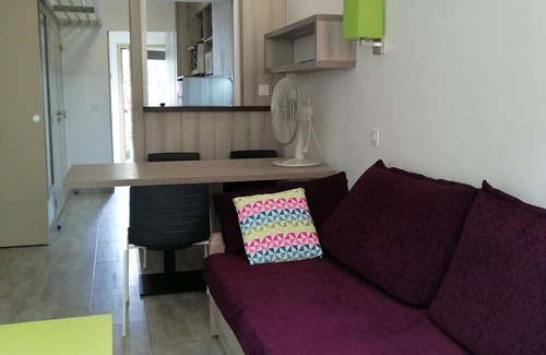 Boulouris-sur-Mer Apartment | T2 St Raphaël, private garden, 5pers, 100m sea, pets welcome