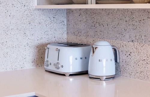 Bilinga Apartment | Banksia by Khove Summ